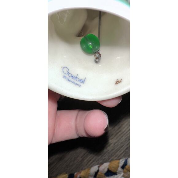 Goebel Angel🎄 Bell Ornament - Vintage Hand-Painted Christmas Decor Green - Picture 4 of 5